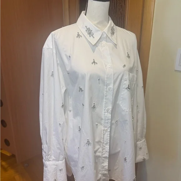 Zara White Blouse with Silver Embellishments - Picture 16 of 16